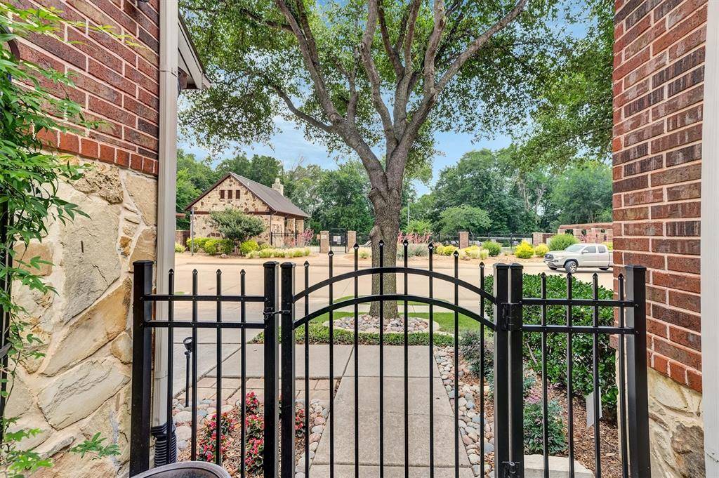 Plano, TX 75093,4721 Bayview Drive