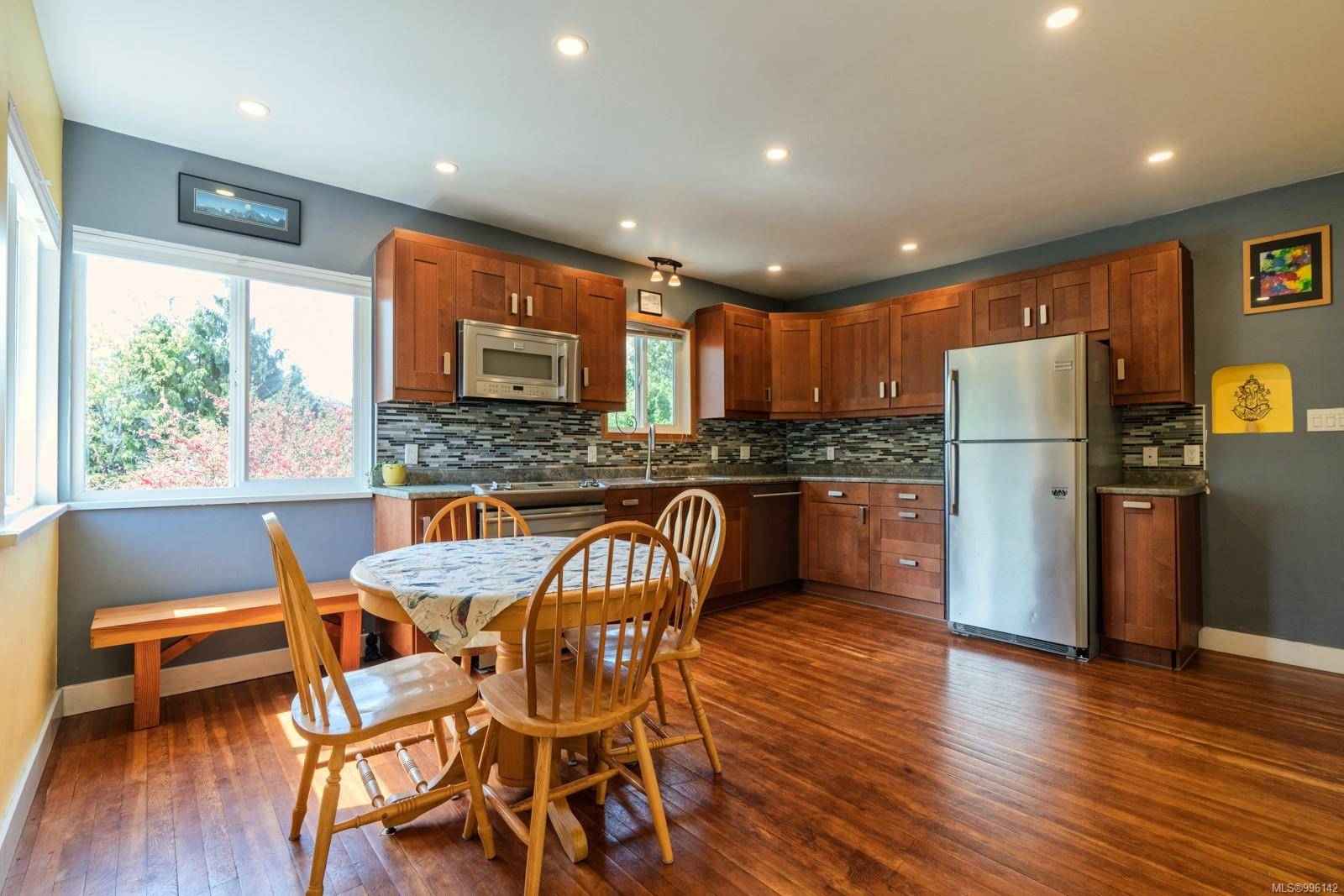 Nanaimo, BC V9R 1E3,391 Seventh St