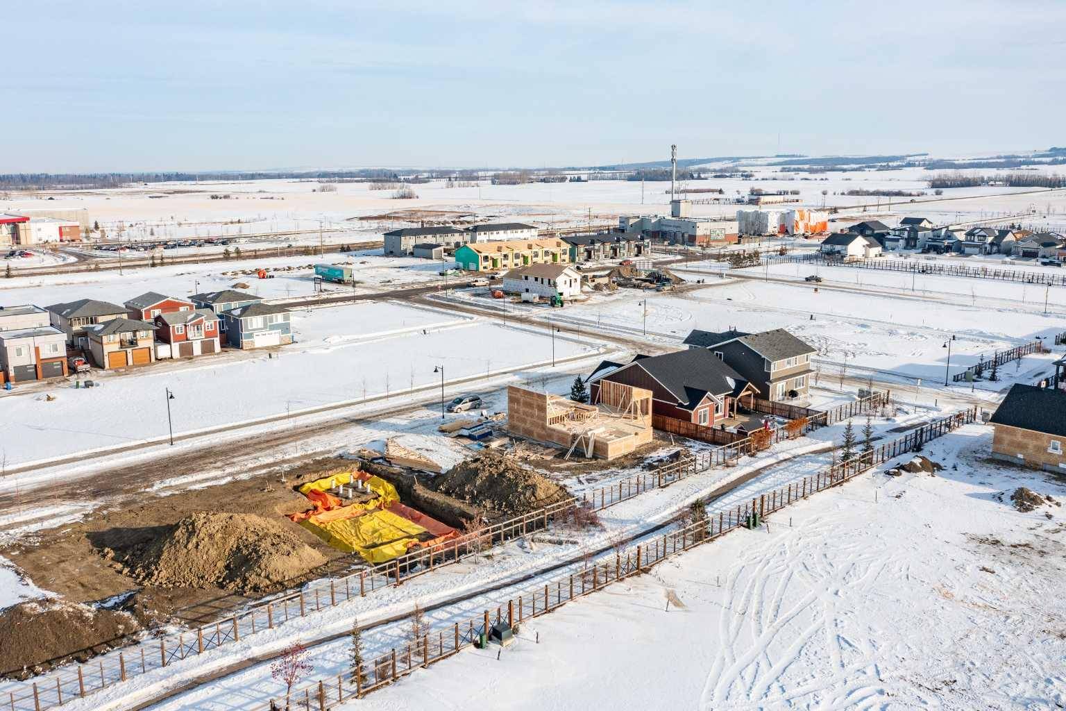 Red Deer, AB T4P 0Y7,14 Tozer LN