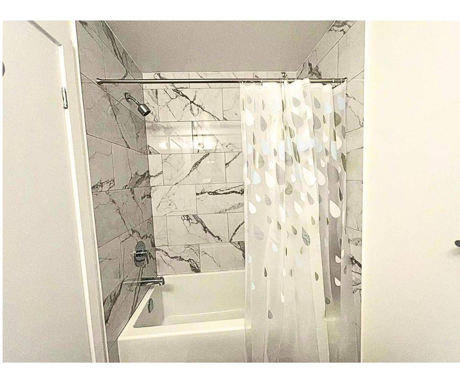 Toronto C15, ON M2J 1M1,38 FOREST MANOR RD #608