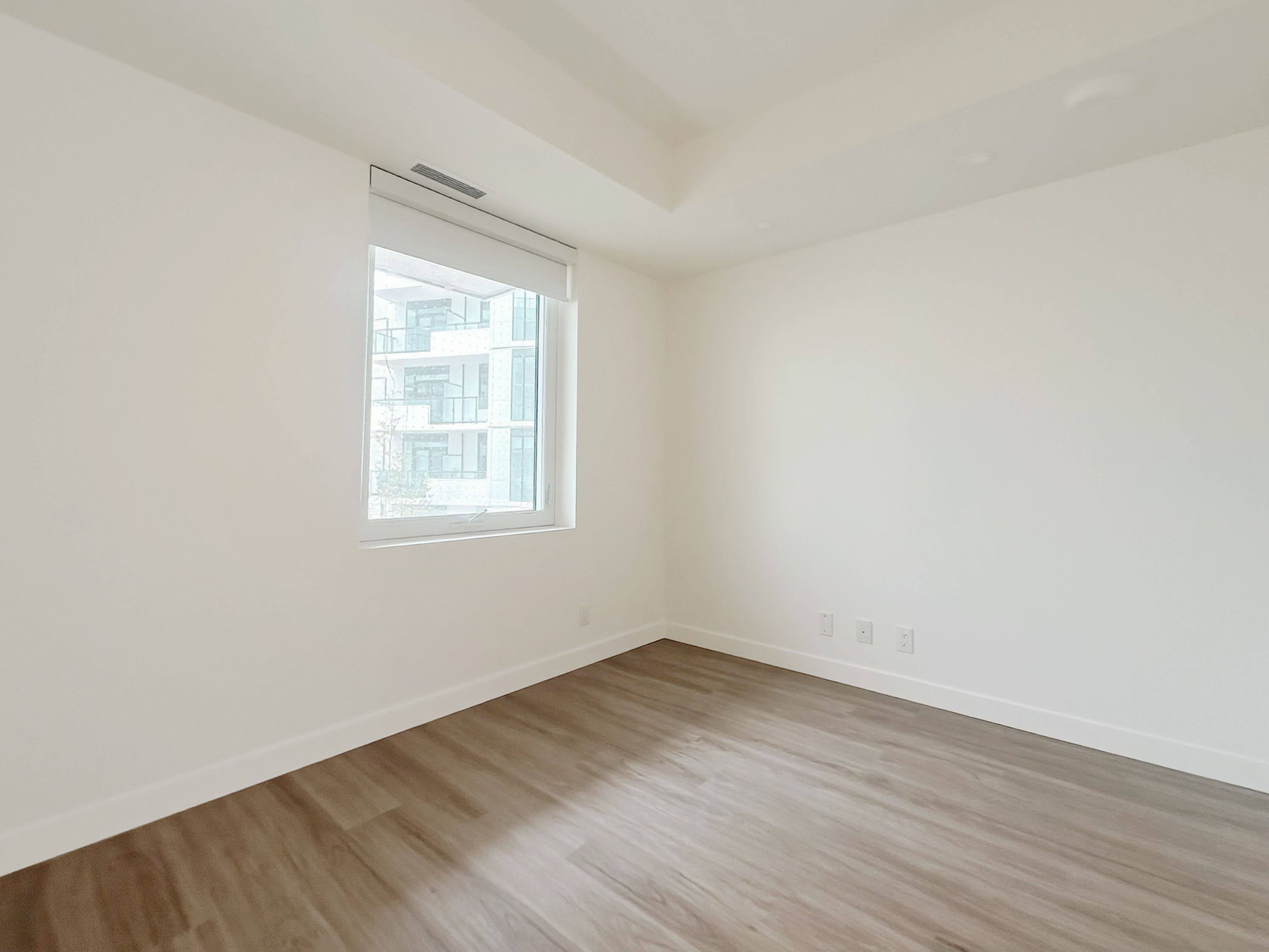 Toronto E02, ON M4L 0B7,1050 Eastern AVE #441