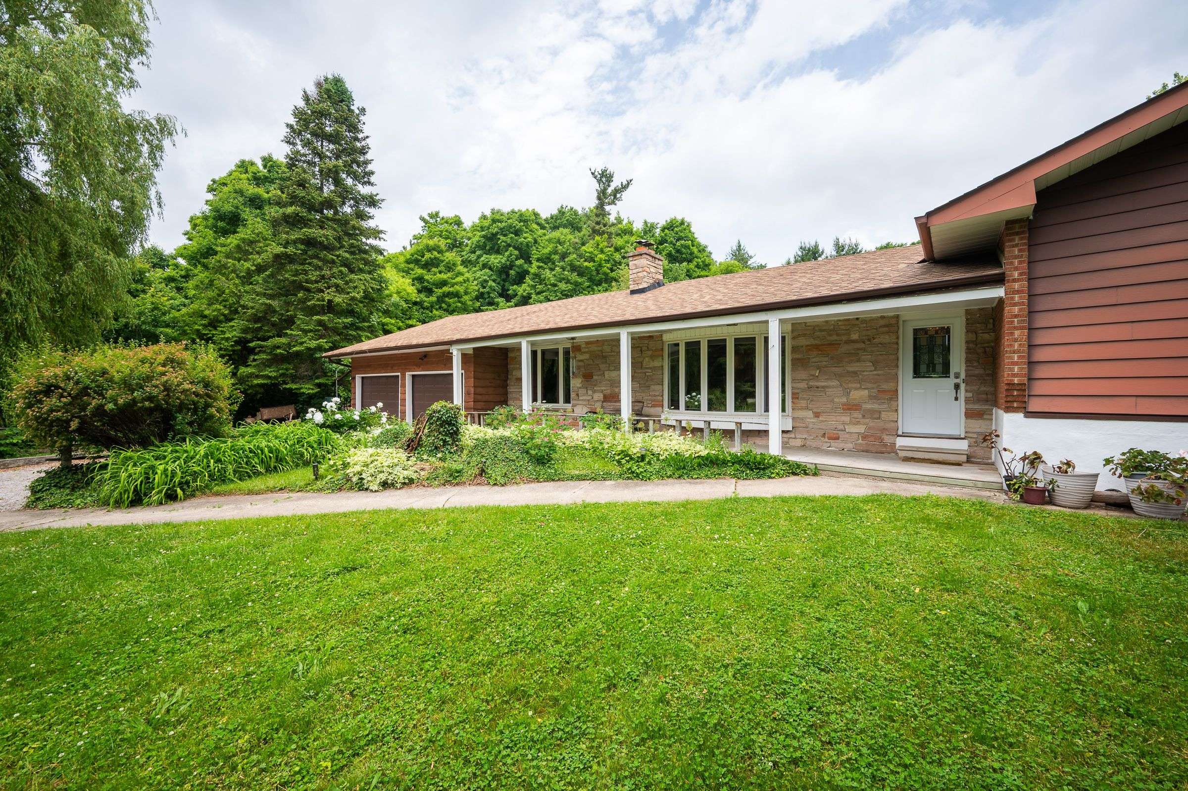Milton, ON L9E 0M3,7633 Appleby Line