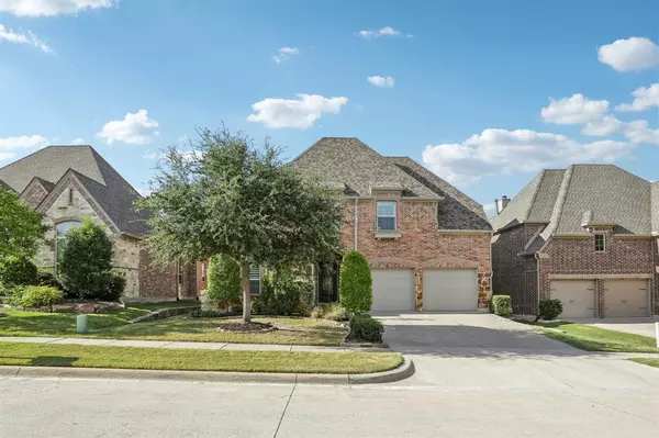 2724 Albany Drive,  Mckinney,  TX 75072
