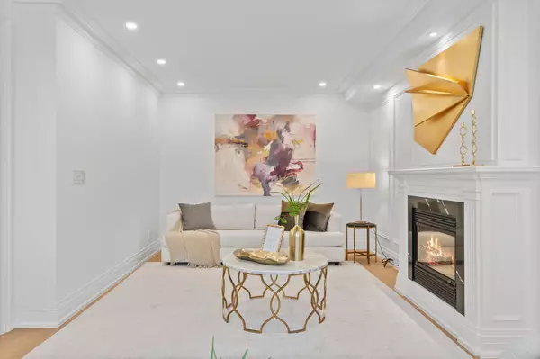 Toronto C12, ON M4N 1K9,267 St Leonards AVE