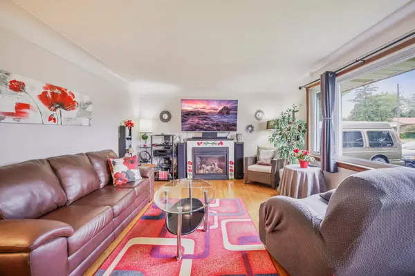 Hamilton, ON L8T 3T8,763 Upper Ottawa ST