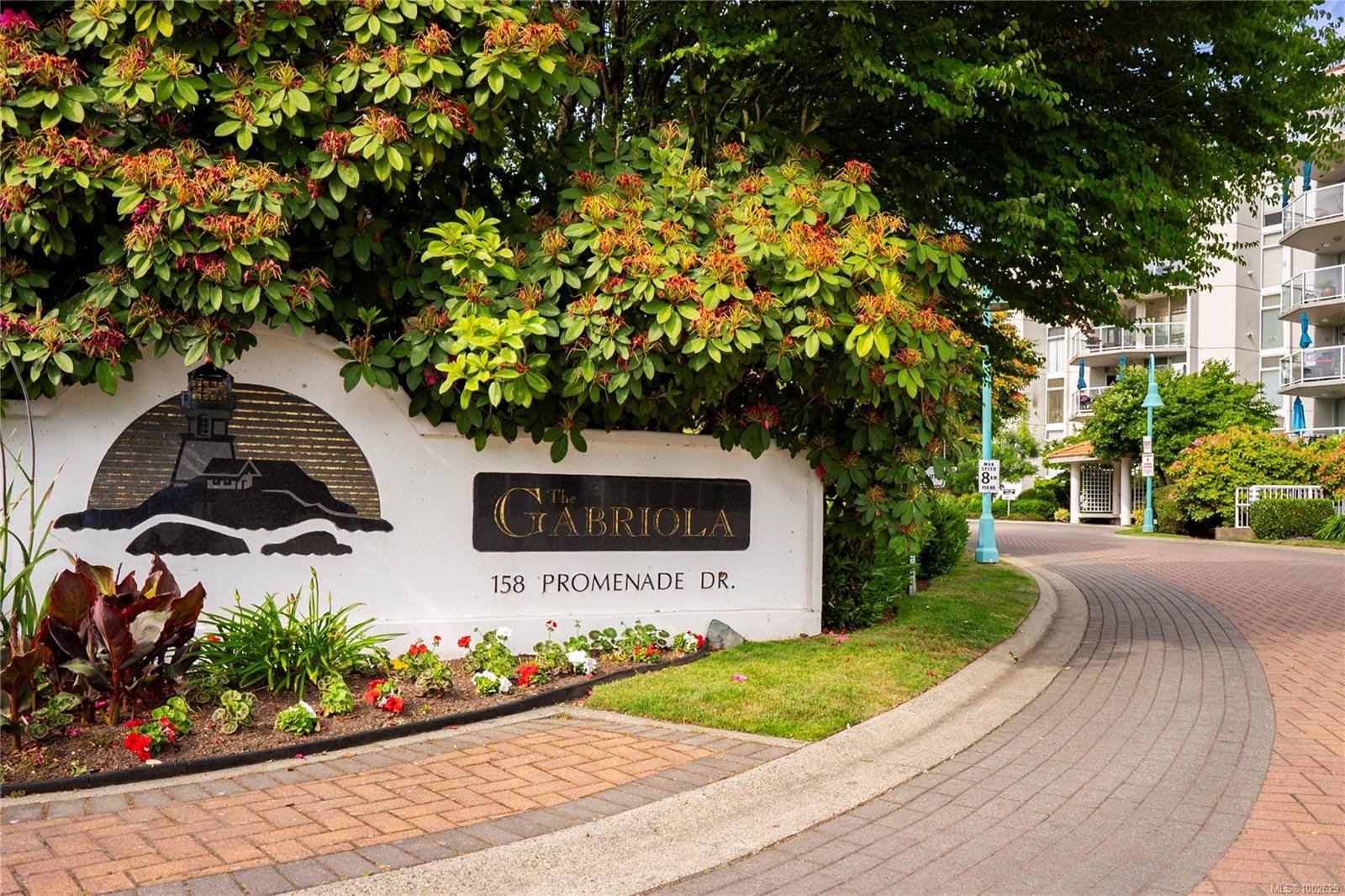 Nanaimo, BC V9R 6M7,158 Promenade Dr #305