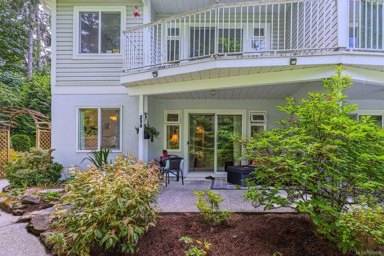 238 Bowlsby St, Nanaimo, BC V9R 5K1