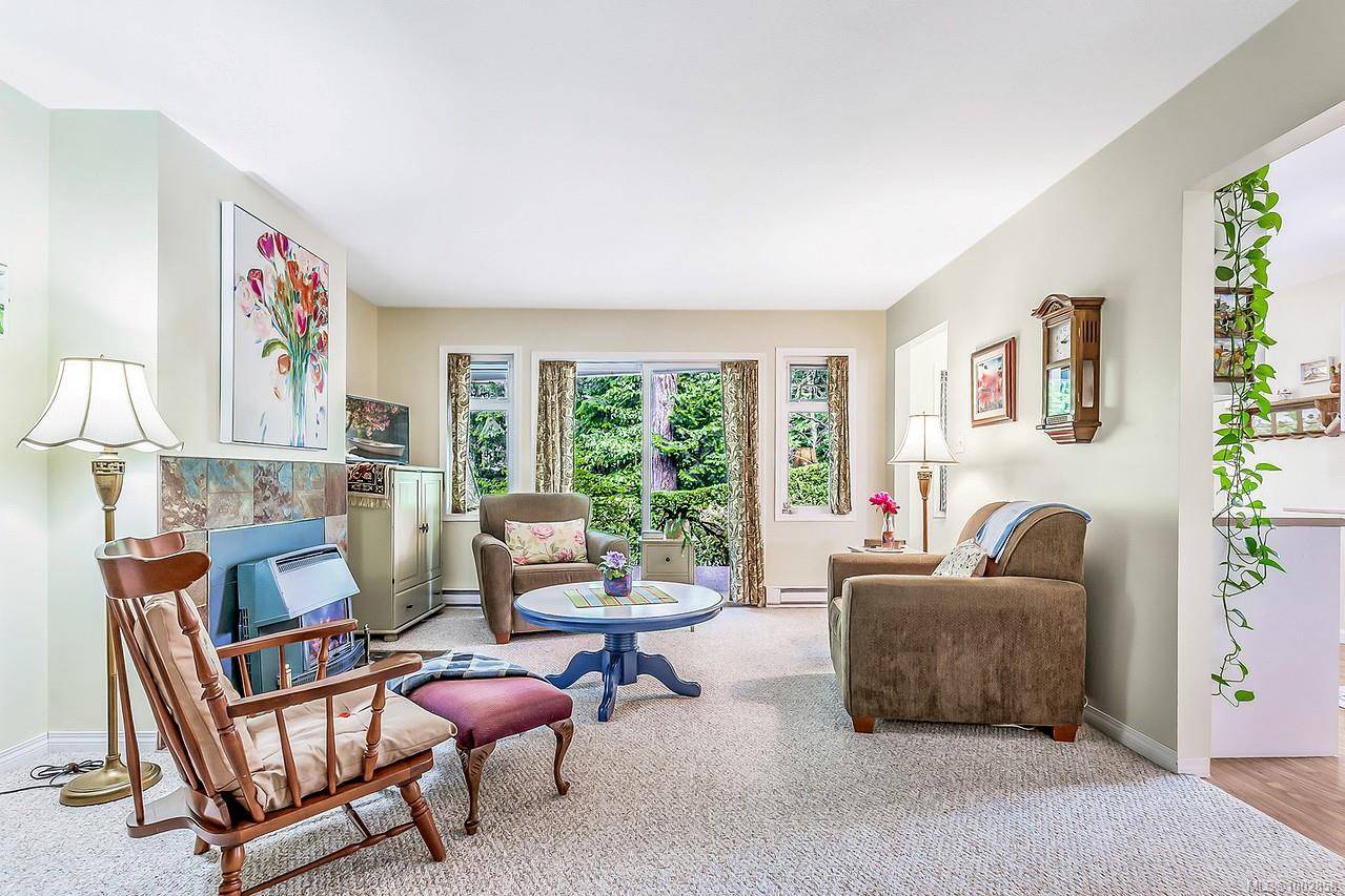 Nanaimo, BC V9R 5K1,238 Bowlsby St