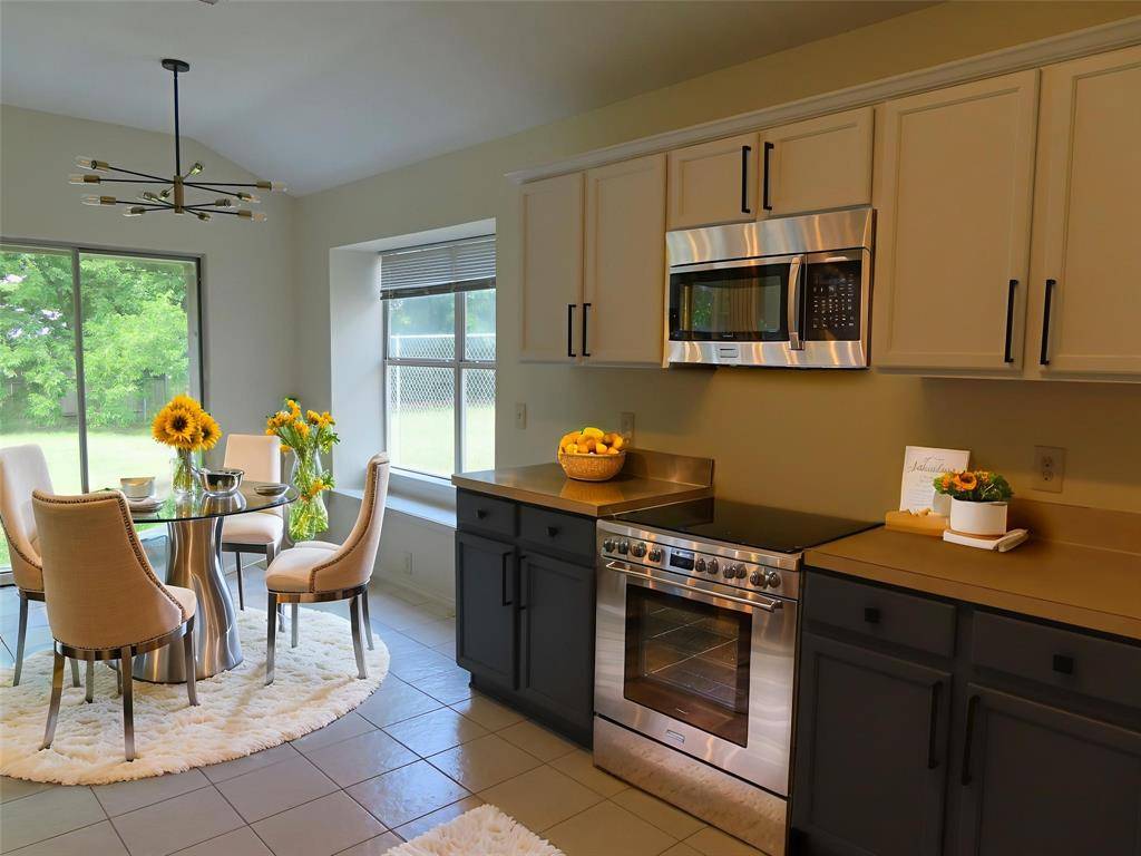 Arlington, TX 76002,6758 Ambercrest Drive