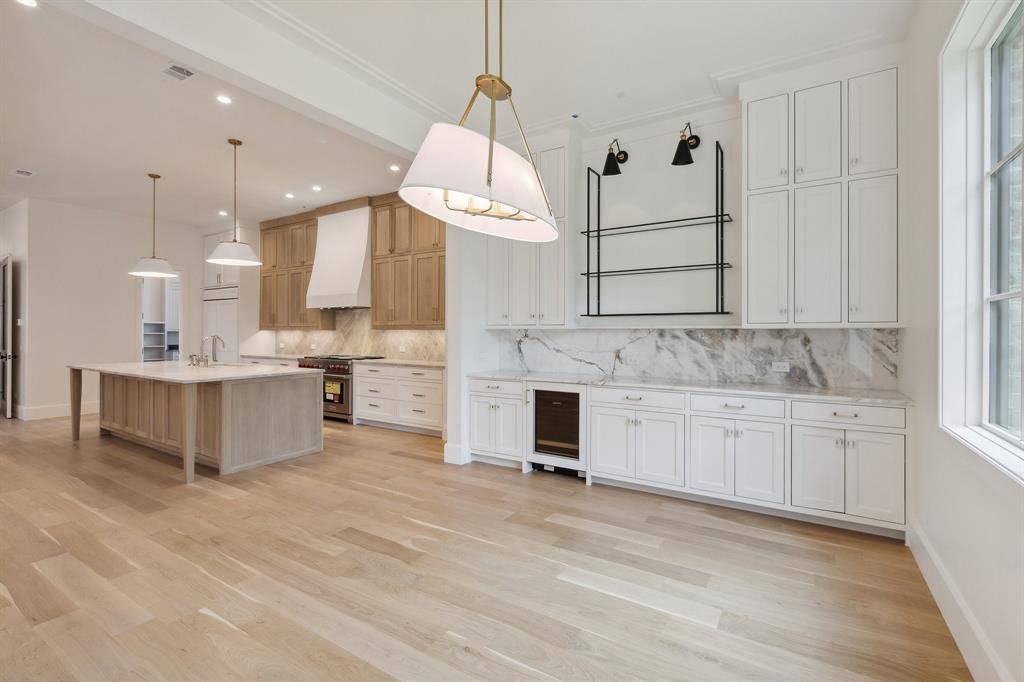 Dallas, TX 75214,1801 Loving Avenue
