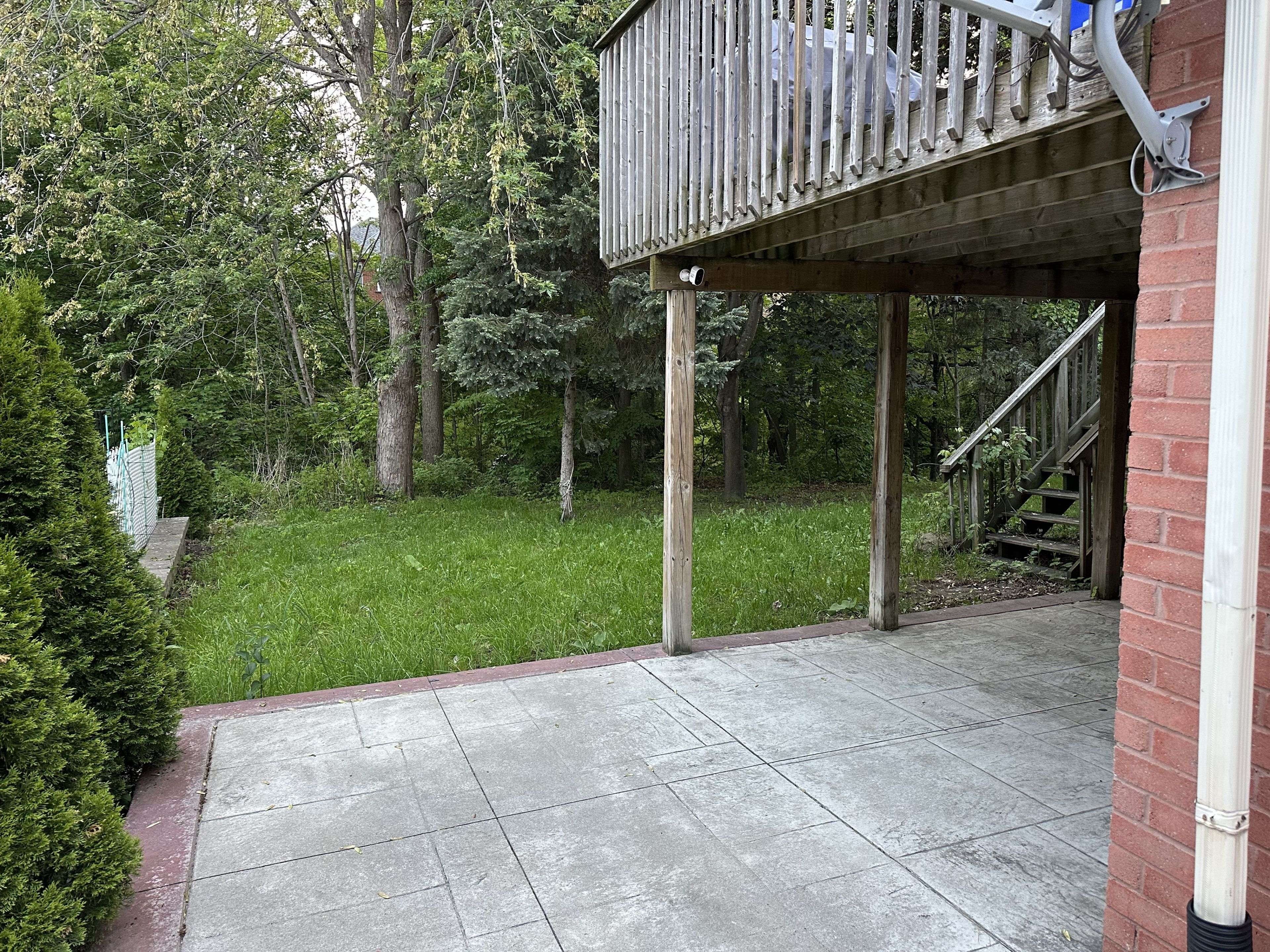 Pickering, ON L1X 2M8,2372 Wildwood CRES #Basement