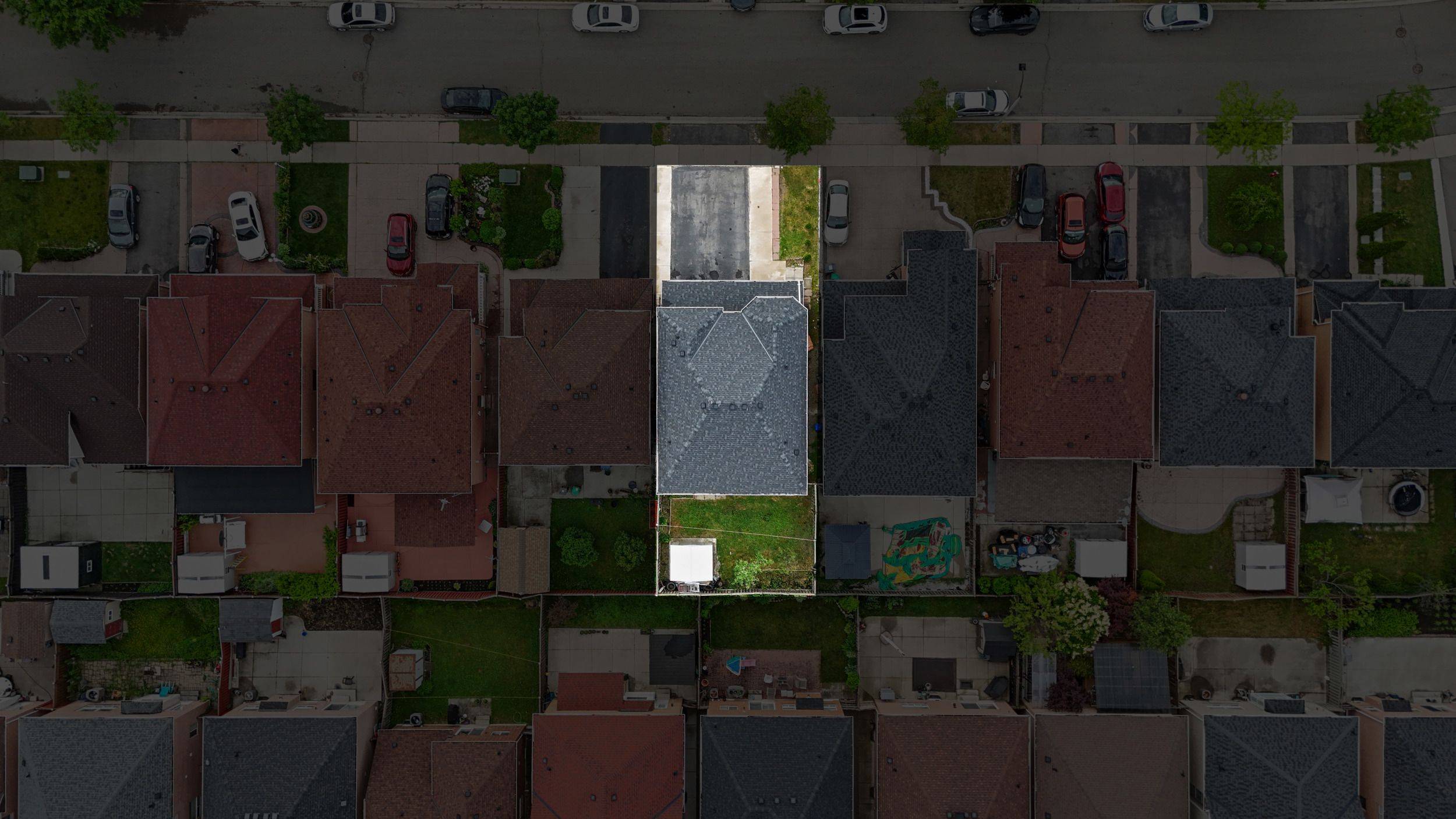 Brampton, ON L6S 0A4,14 Gaspe RD