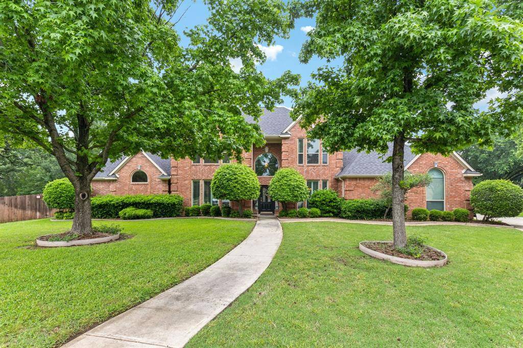 100 Woodglen Court, Southlake, TX 76092