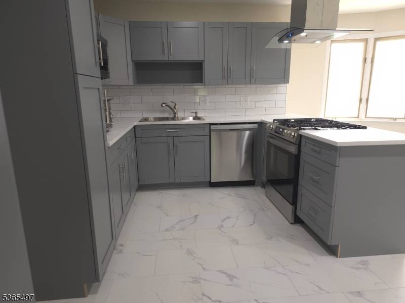 Union Twp., NJ 07083,934 Lowden Ave
