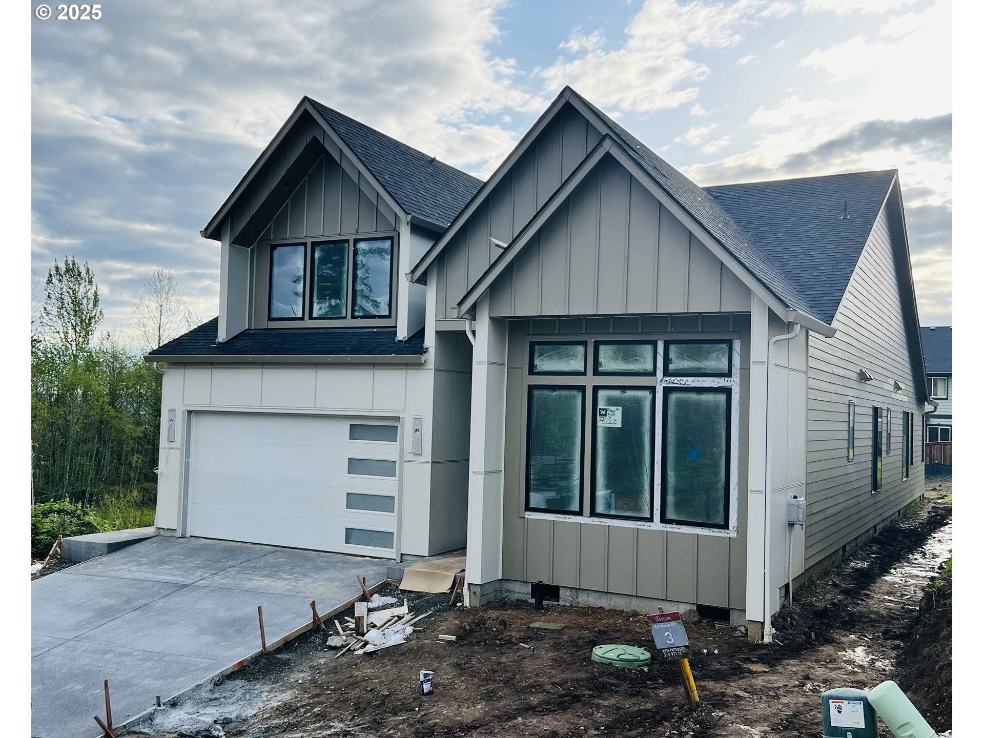 770 N V ST, Washougal, WA 98671