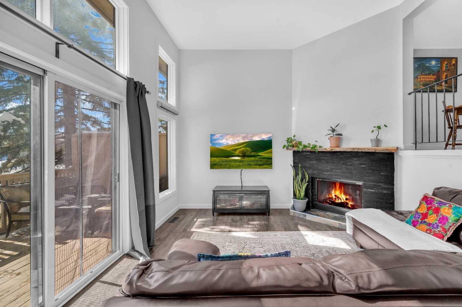 Calgary, AB T3K 1R8,70 Beacham WAY Northwest #67