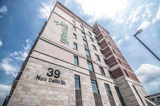 39 New Delhi DR, Markham, ON L3S 0E1