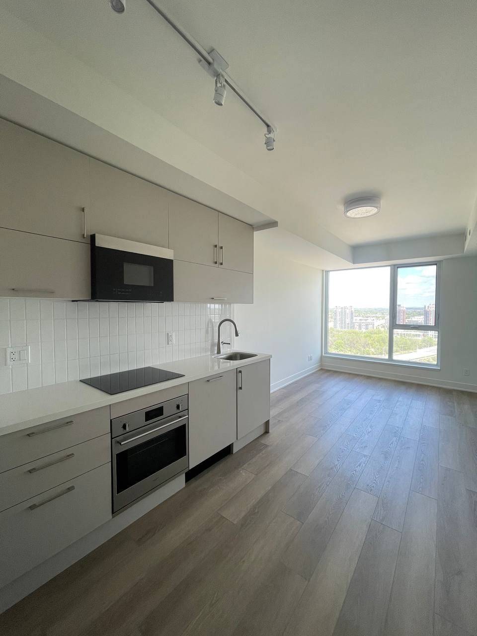 Markham, ON L6G 0H8,56 Andre De Grasse ST #1516