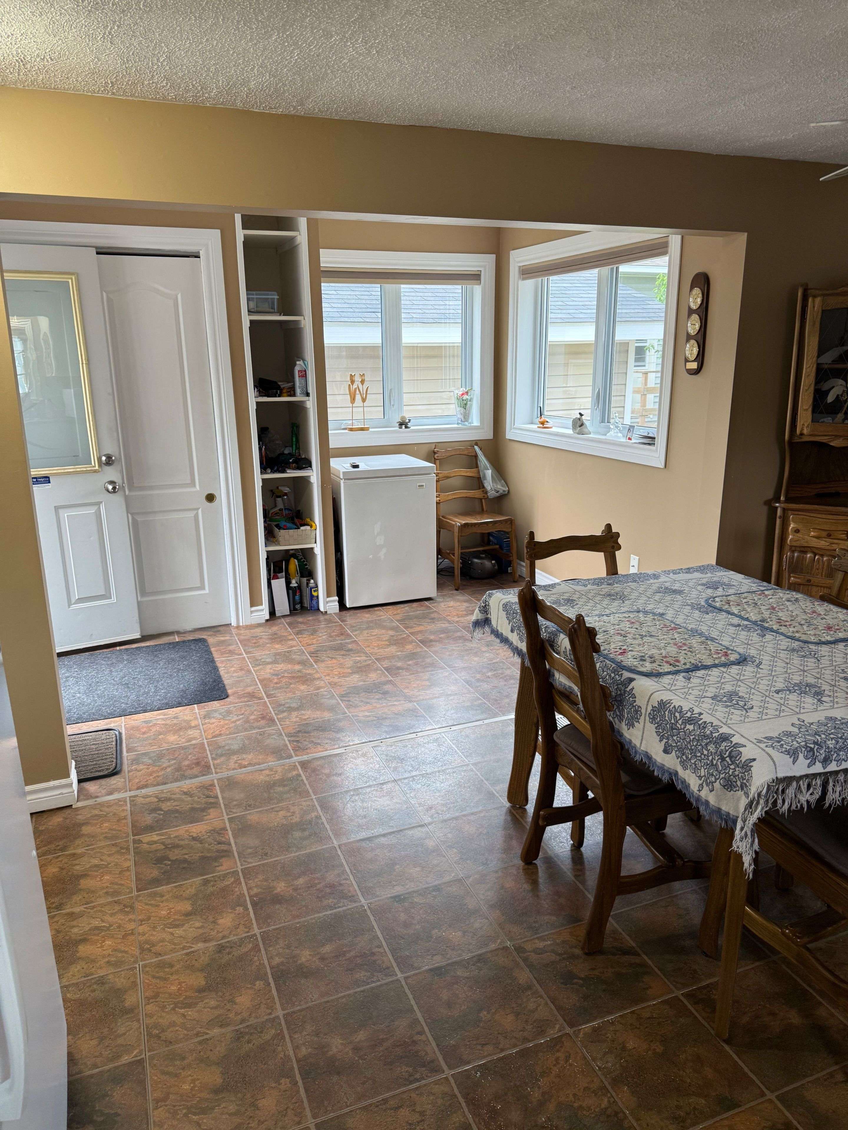 Timmins, ON P4R 8R9,69 Grasslands RD W