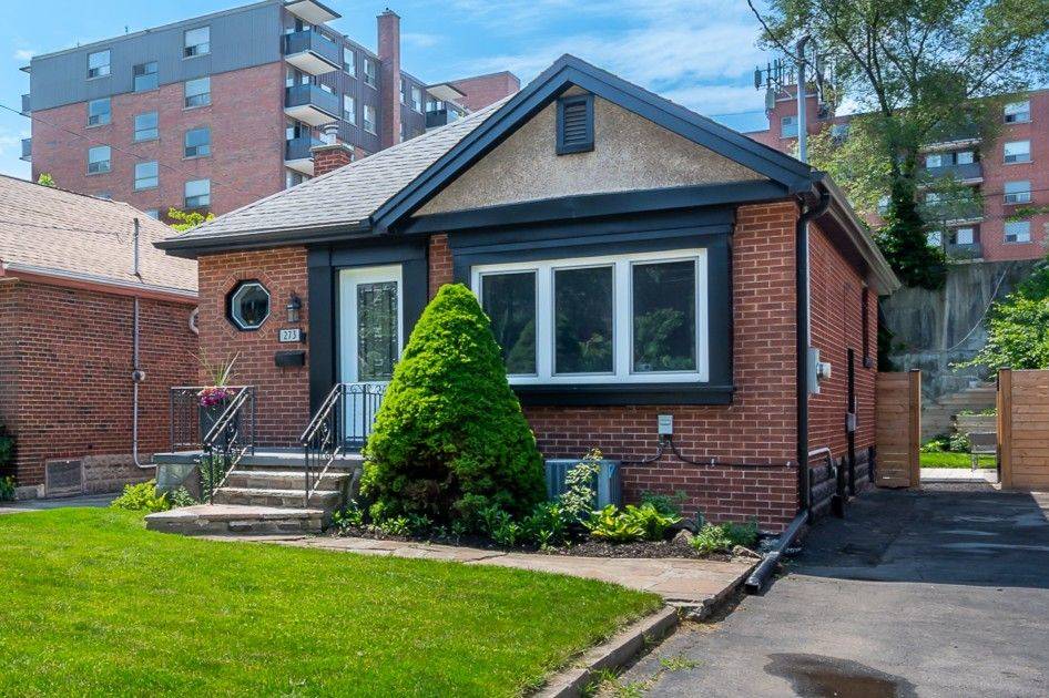 Hamilton, ON L8P 1V9,273 Bold ST