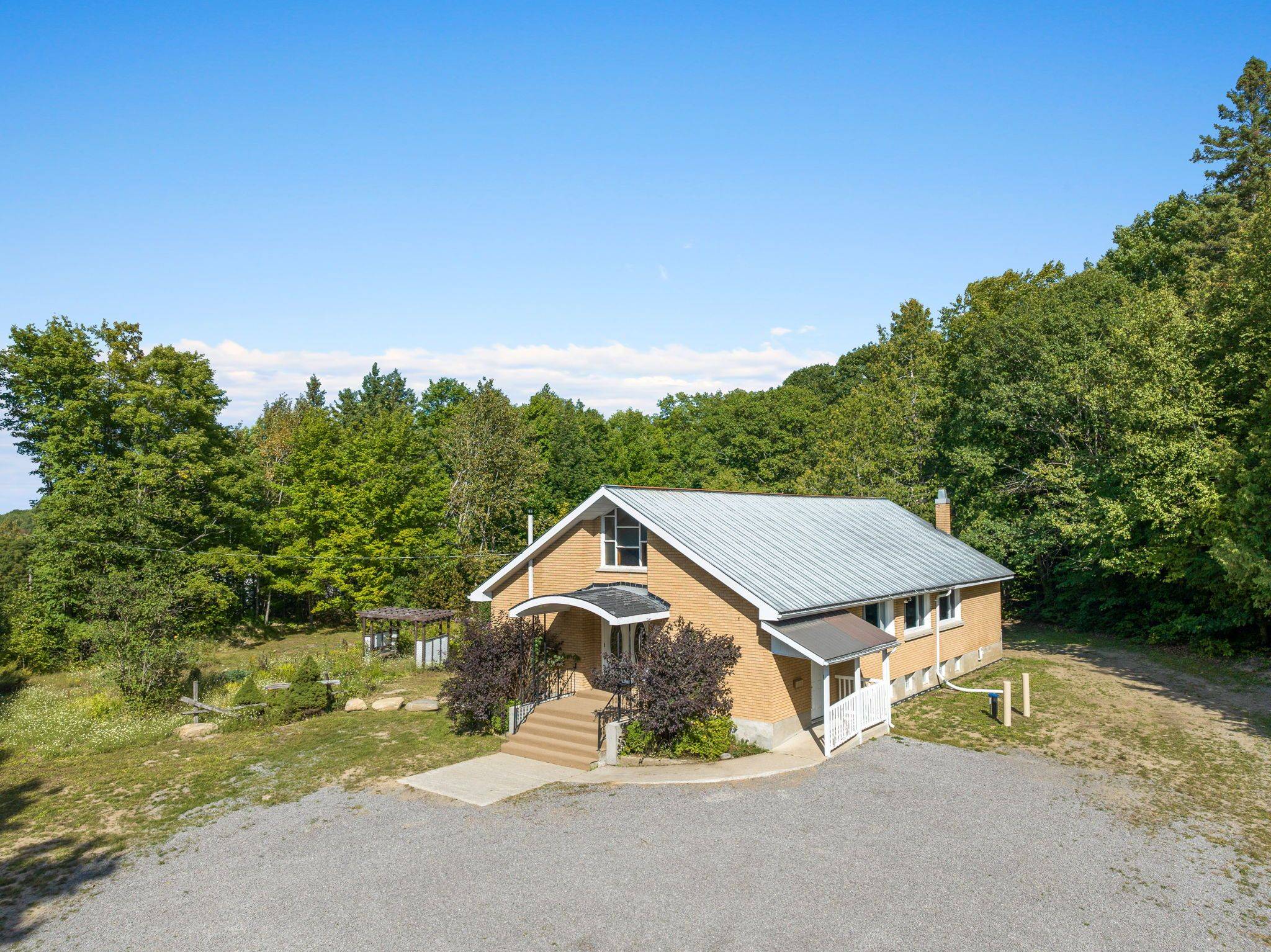 Greater Madawaska, ON K0J 2R0,1812 Frontenac RD