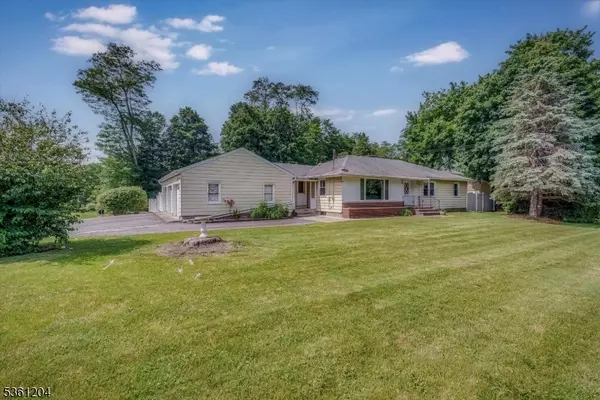 260 Munsonhurst Rd, Franklin Boro, NJ 07416