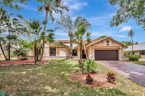 10355 NW 6th Ct, Coral Springs, FL 33071