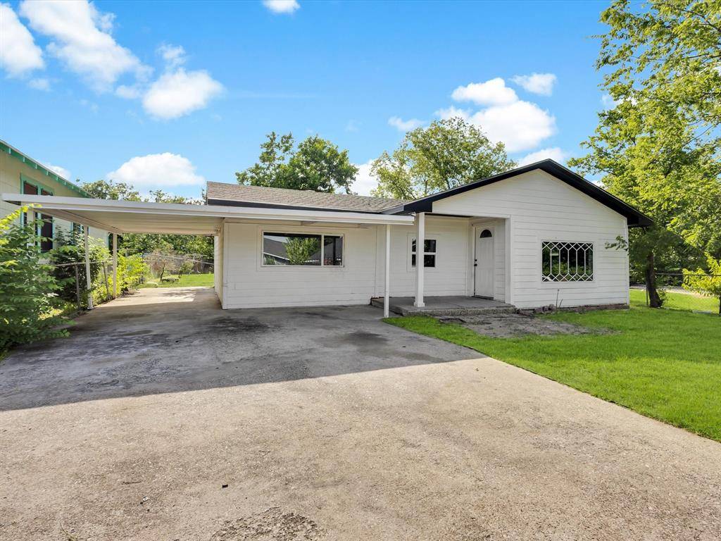 Fort Worth, TX 76110,3508 Livingston Avenue