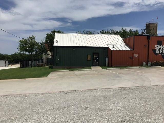 Krum, TX 76249,115 W Lake Street
