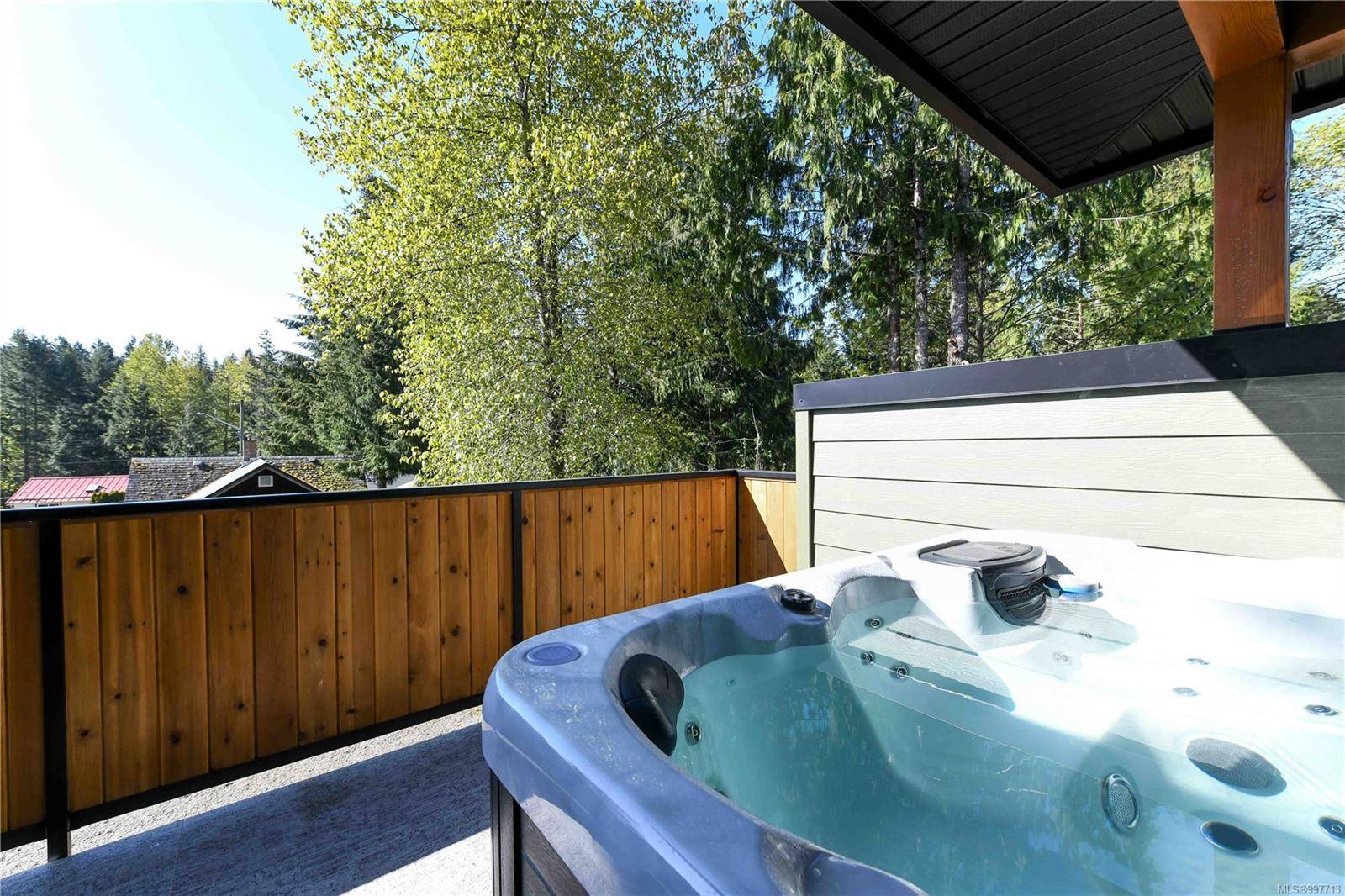 Cumberland, BC V0R 1S0,2589 Dunsmuir Ave #A&B
