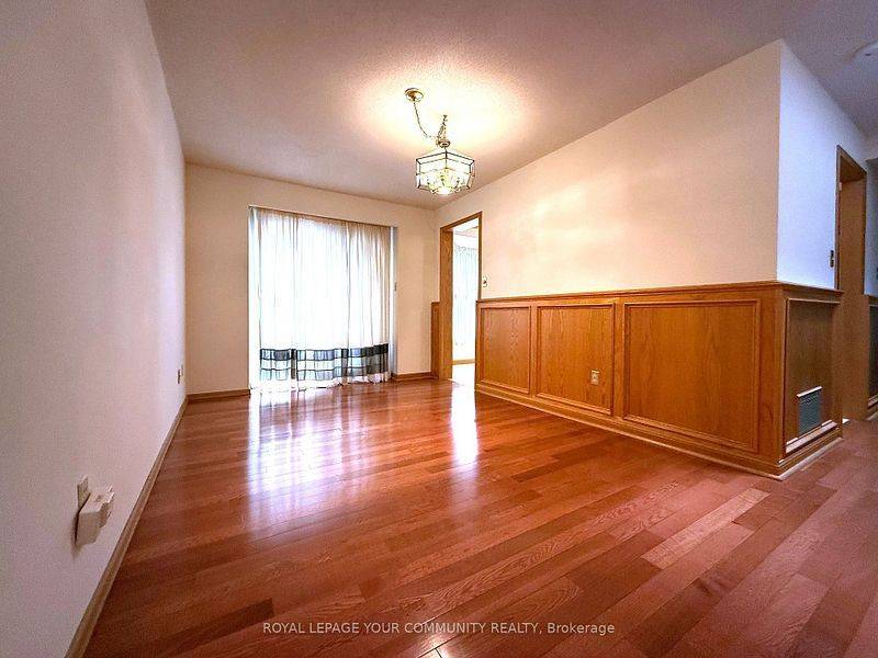Toronto E05, ON M1W 3M2,90 Belinda SQ