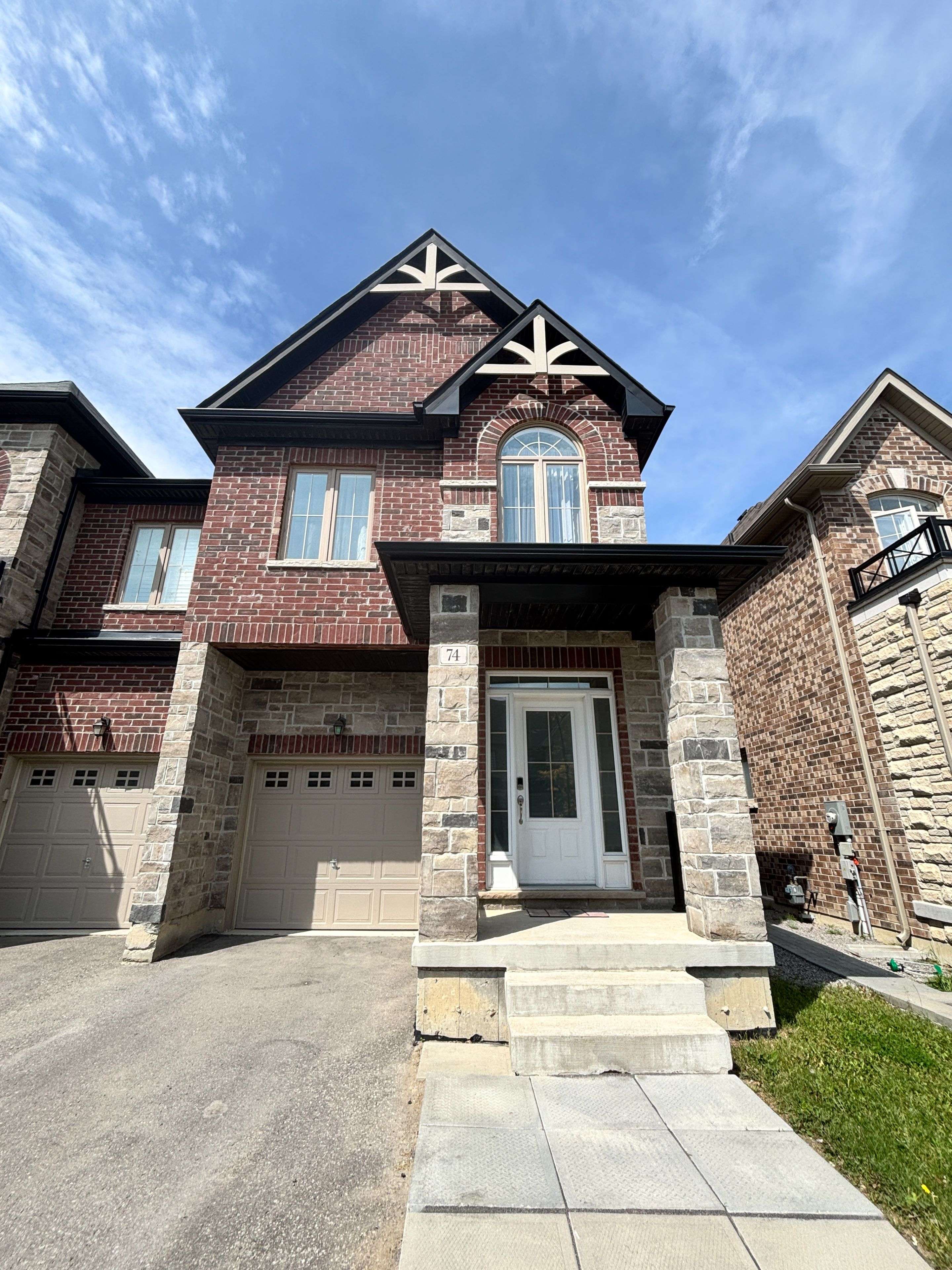 74 Beechborough CRES, East Gwillimbury, ON L9N 0N9