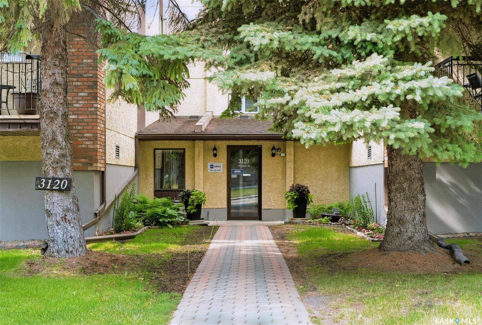 3120 Louise STREET #107, Saskatoon, SK S7J 3L8