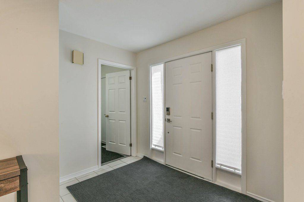 London North, ON N6G 4V8,23 DERWENT RD