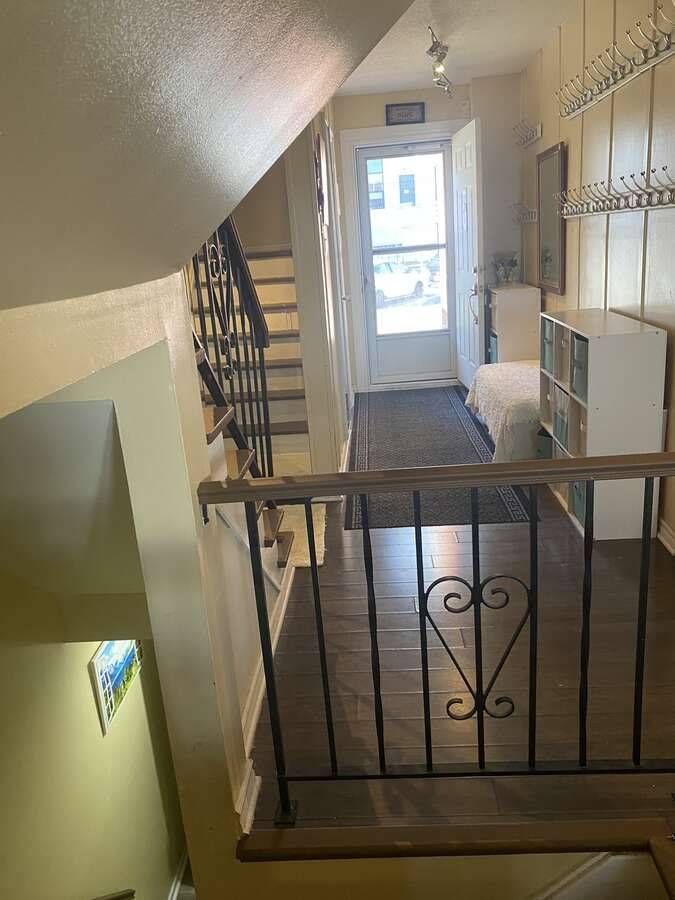 Overbrook - Castleheights And Area, ON K1K 3Y2,246 Romulus Private