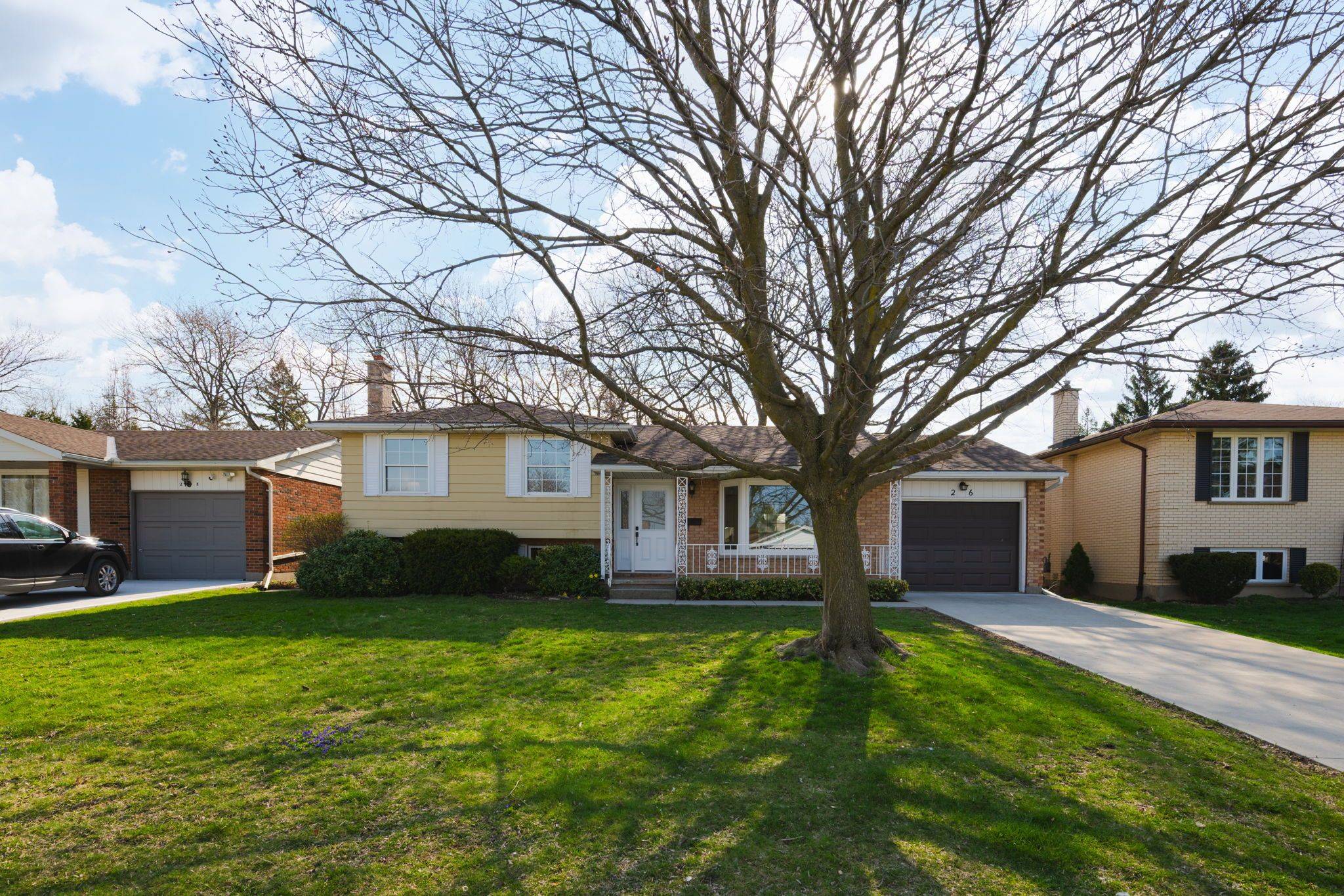 St. Thomas, ON N5R 5K1,26 Luton CRES