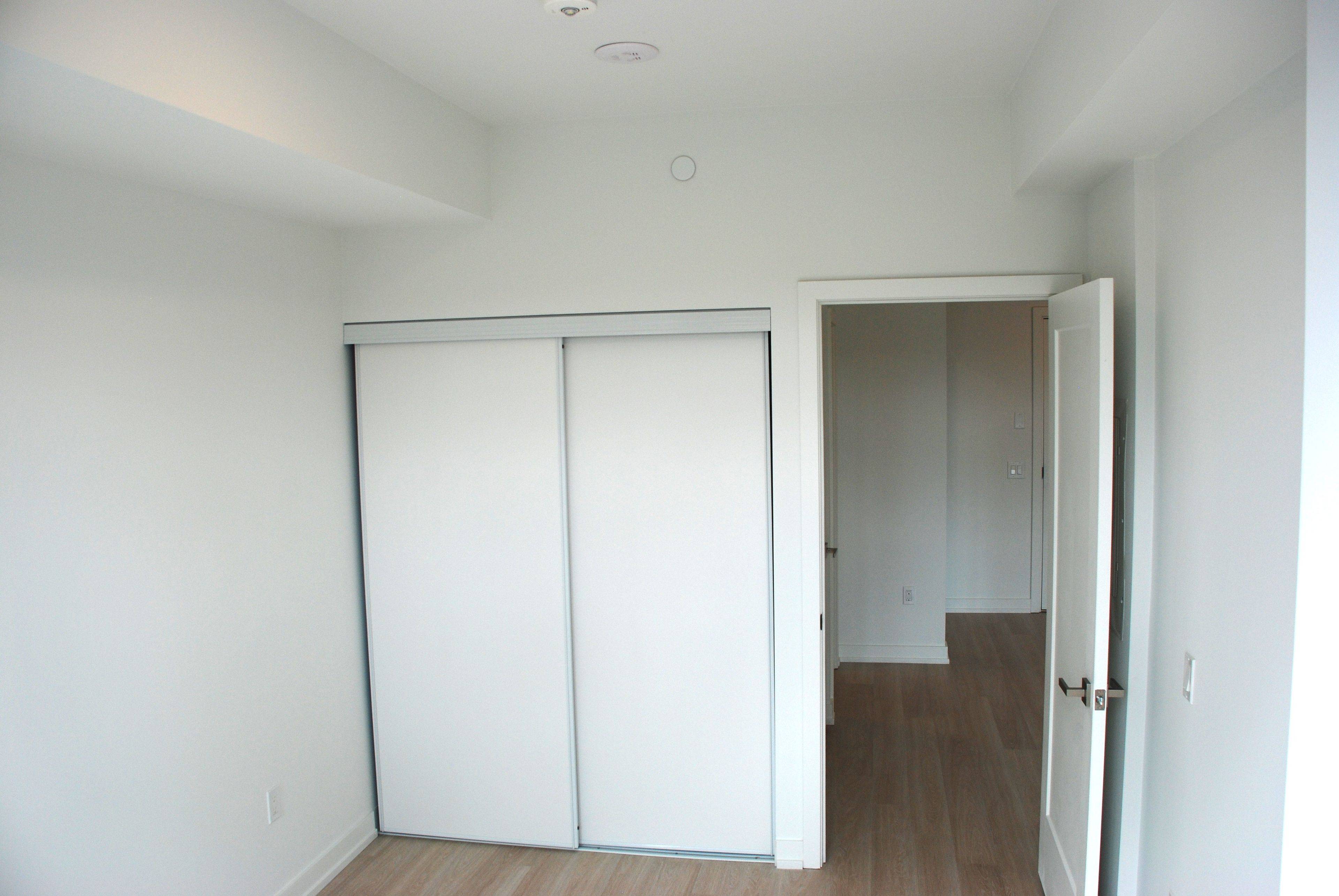Hamilton, ON L8P 1K5,415 Main ST W #605