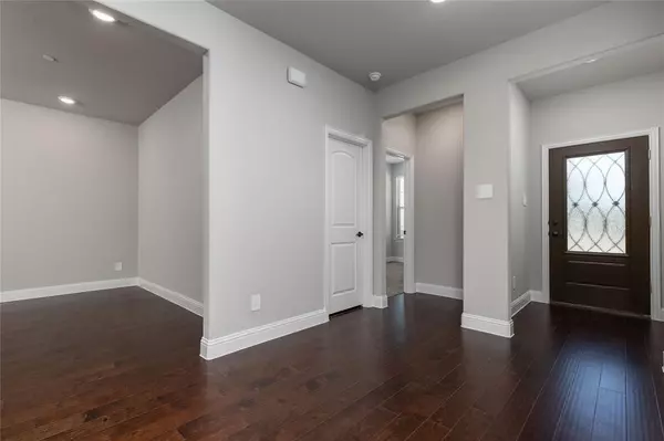 Rowlett, TX 75088,7829 Sunset Boulevard