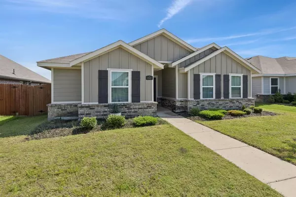 3842 Star Mesa Street, Crandall, TX 75114