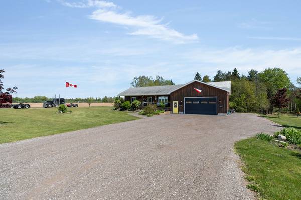 Clearview, ON L0M 1K0,4193 Hogback RD