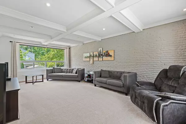 Welland, ON L3C 1S9,115 Edgar ST