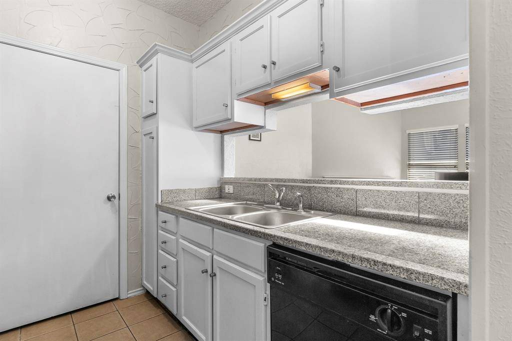 Dallas, TX 75254,5616 Preston Oaks Road #1504