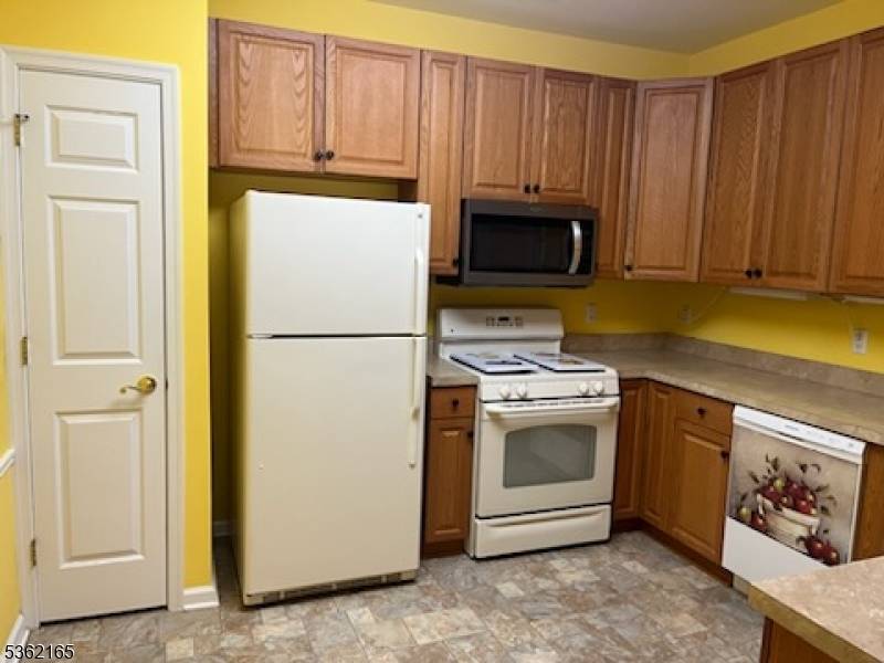 White Twp., NJ 07823,5017 Brookfield Glen Dr