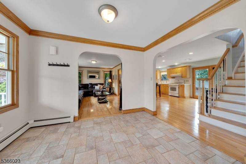 Wayne Twp., NJ 07470,25 Sunrise Dr