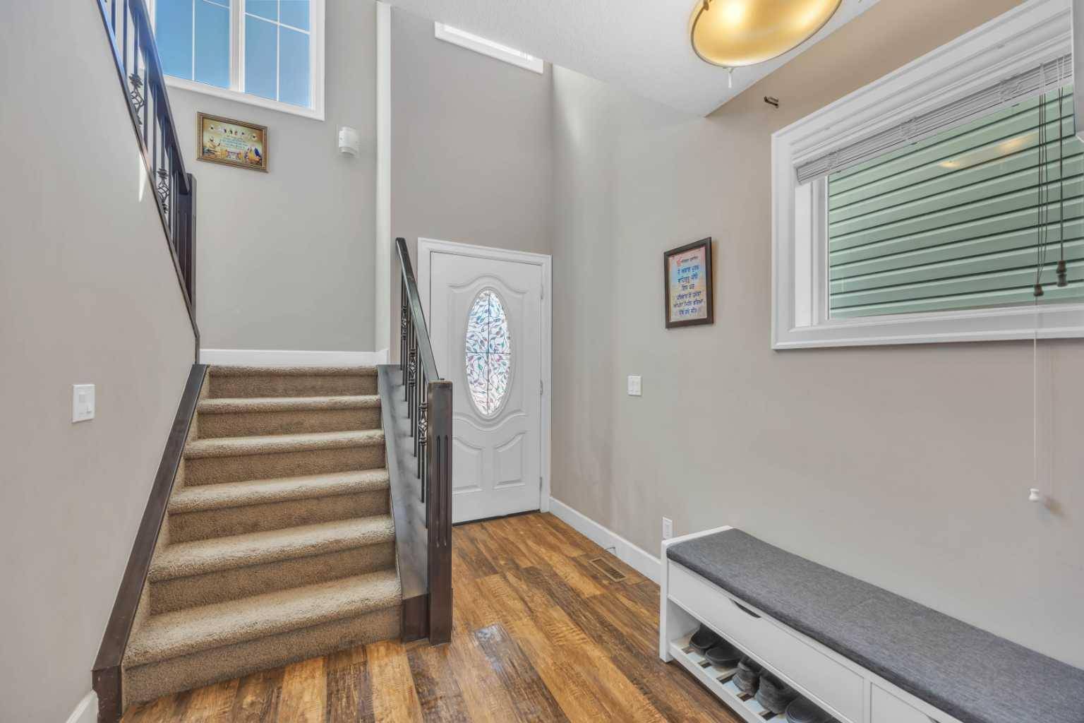 Airdrie, AB T4B 0V8,1035 Windhaven Close Southwest