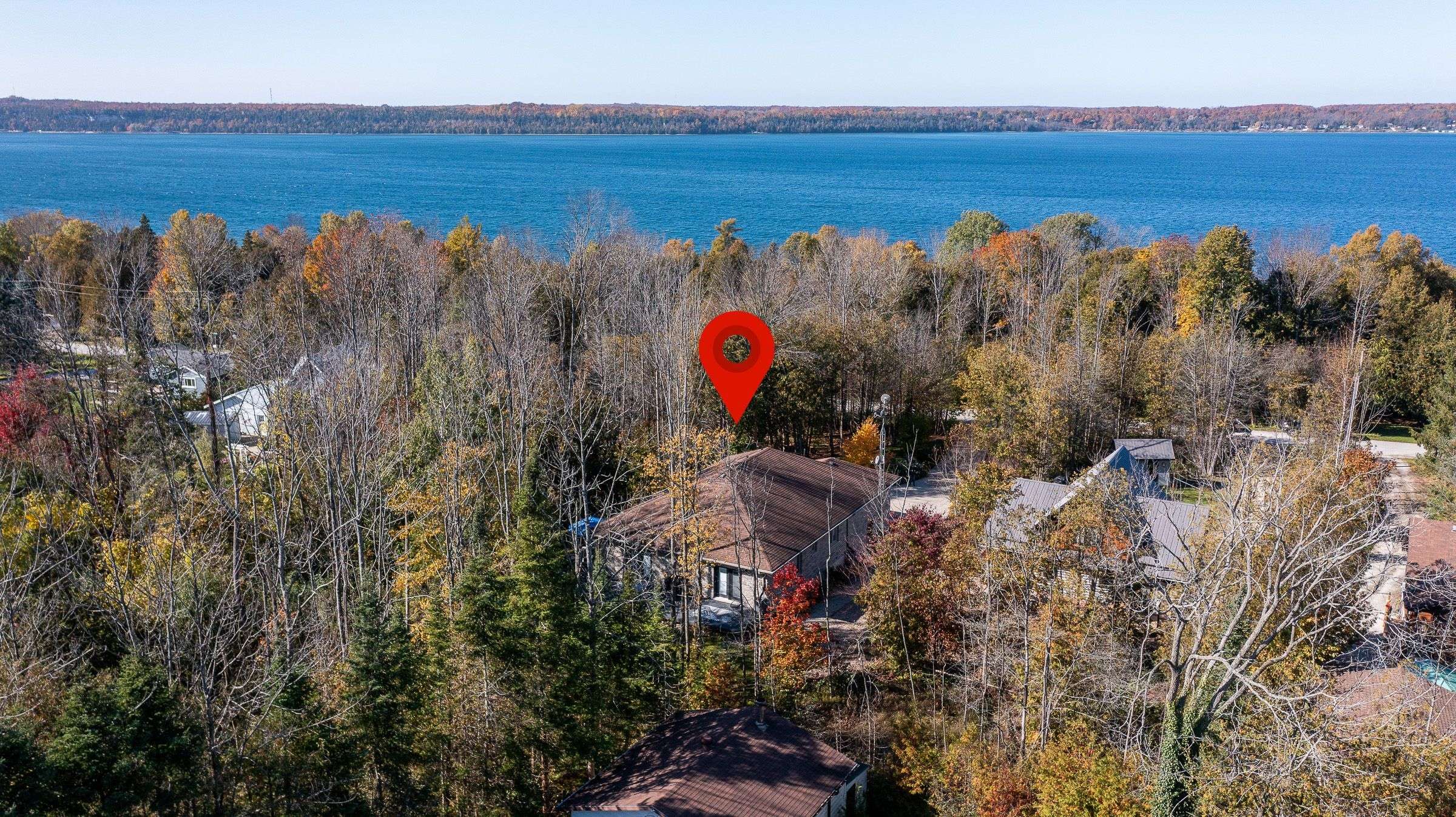 Georgian Bluffs, ON N0H 2T0,170 LAKESHORE RD