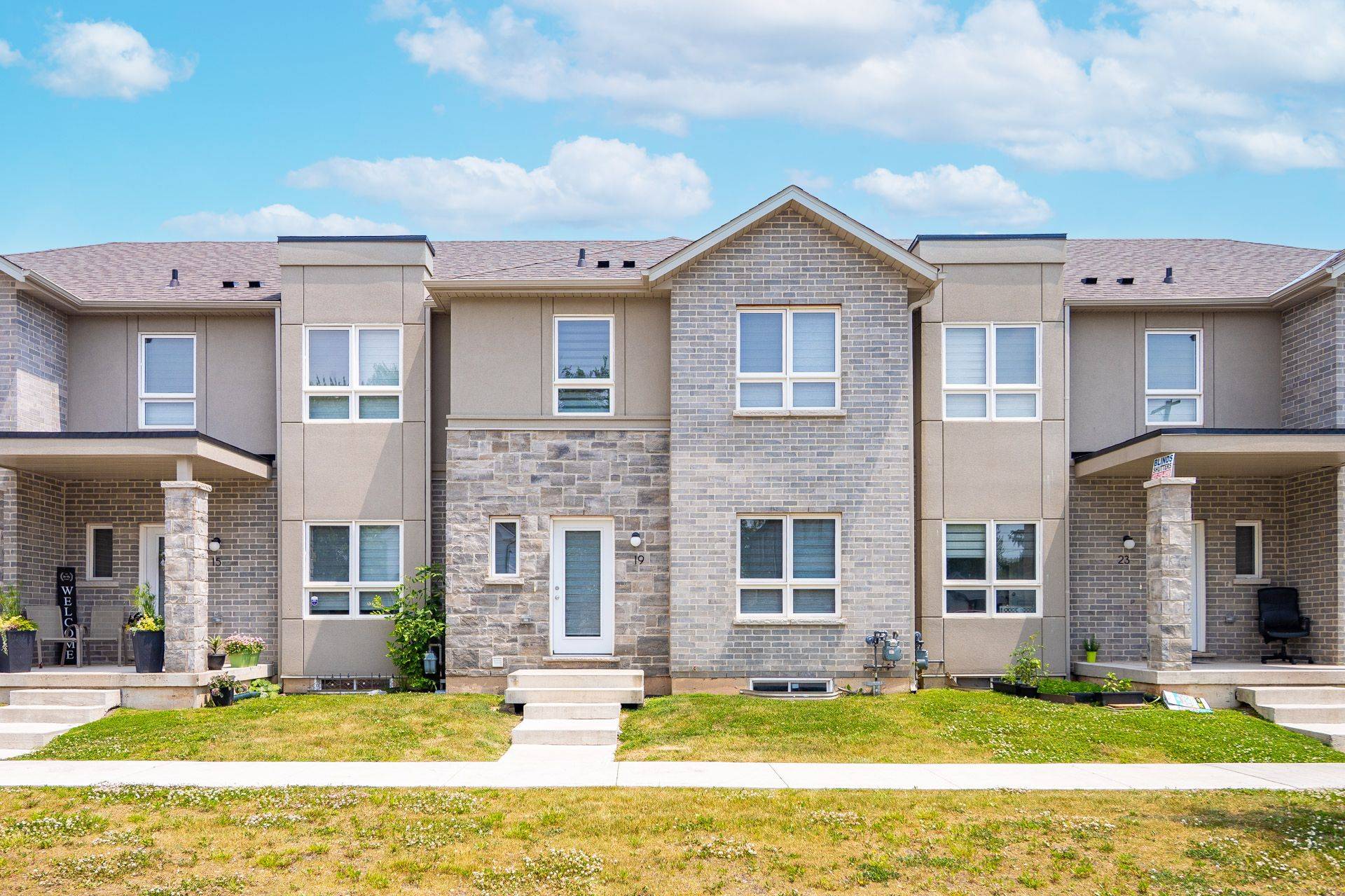 Welland, ON L3C 5L5,19 Perenack AVE