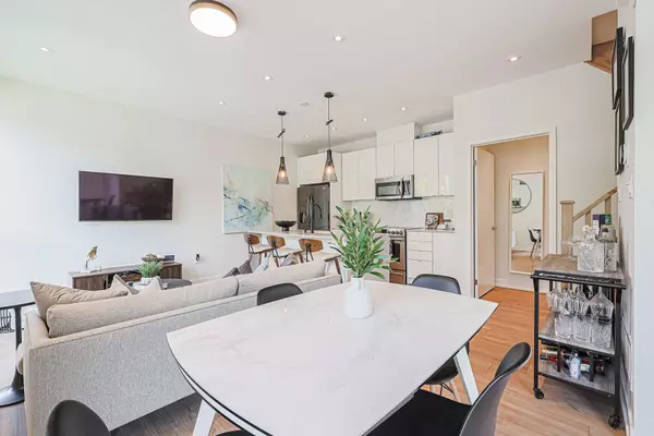 Toronto C01, ON M6K 1P4,39 Florence ST #TH3