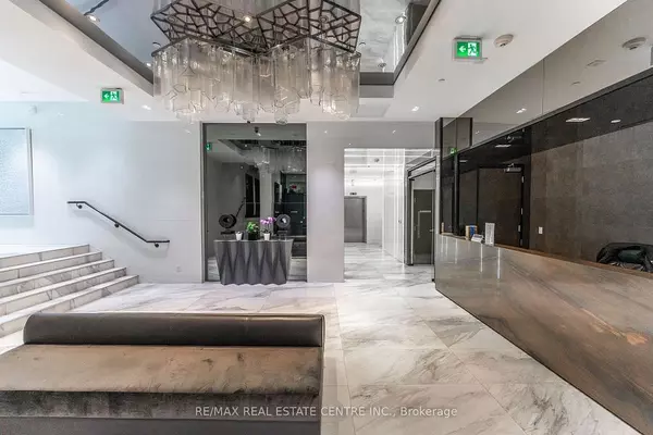 Toronto C03, ON M4V 2W8,6 Parkwood AVE #419