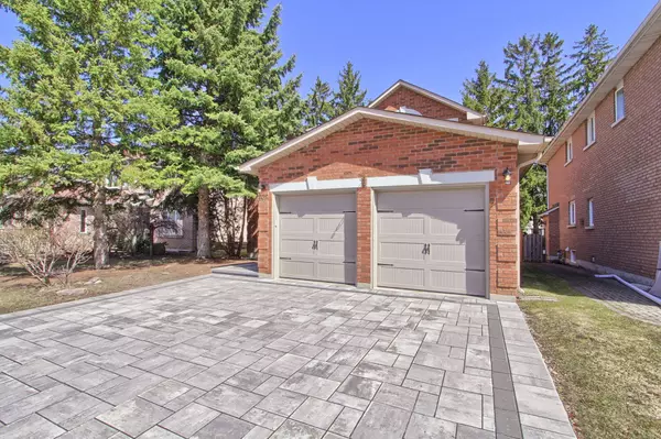 Richmond Hill, ON L4C 0K8,57 El Dorado ST